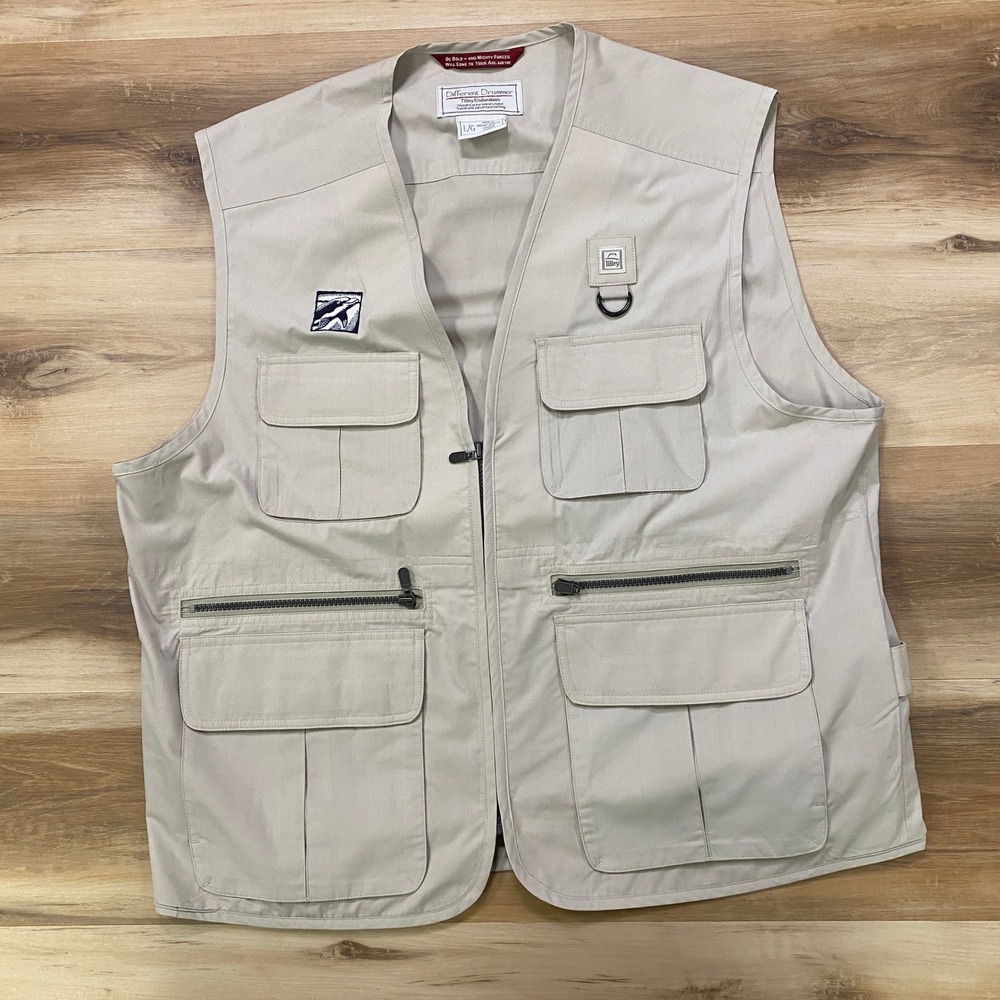 Tilley Endurables Travel Vest Large Different Drummer Poly Cotton Utility Khaki